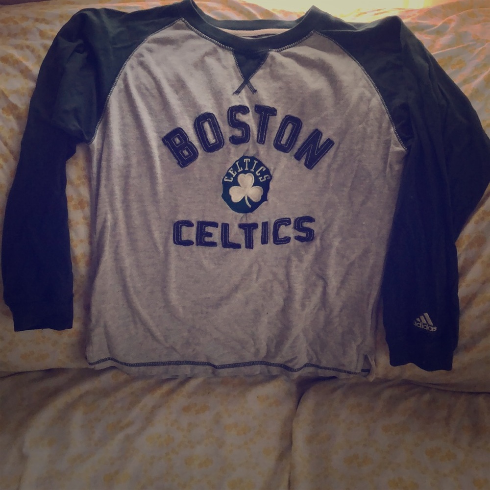 Embroidered Boston Celtics Long sleeved tee